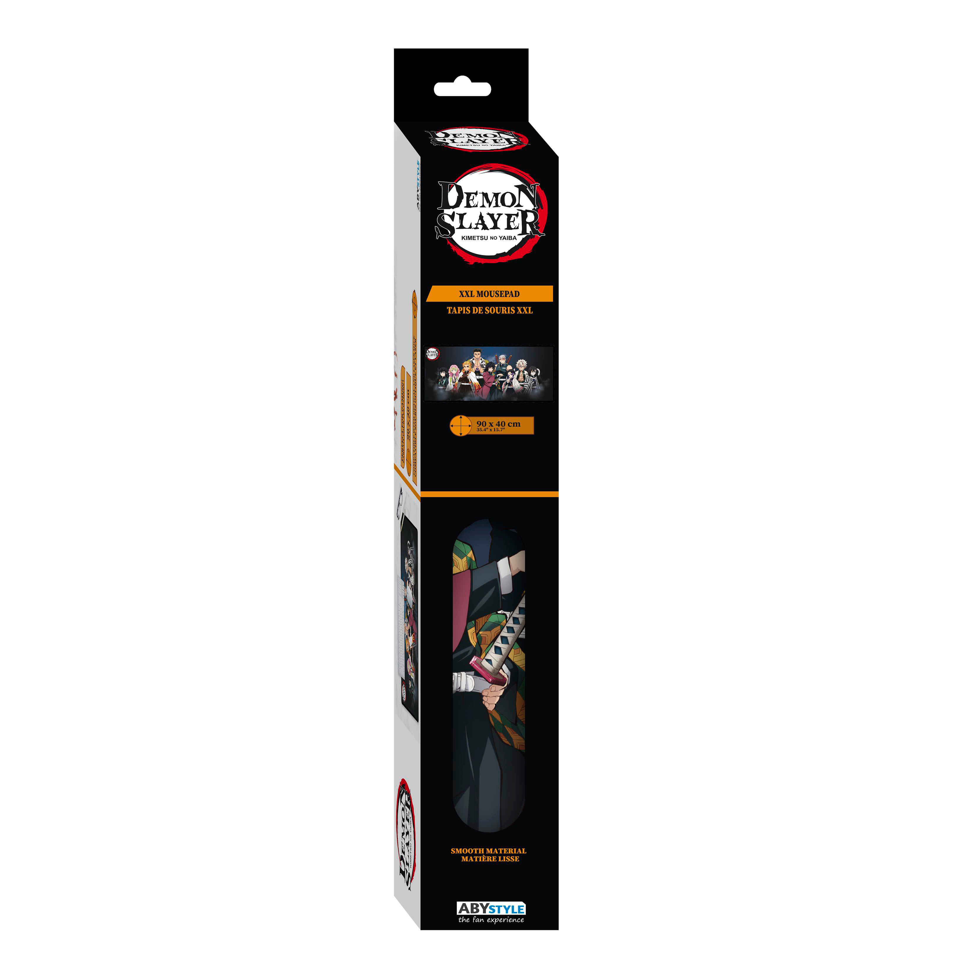 Demon Slayer Mauspad-Box. Die Box ist lang, vertikal mit einer detaillierten Illustration der Charaktere.