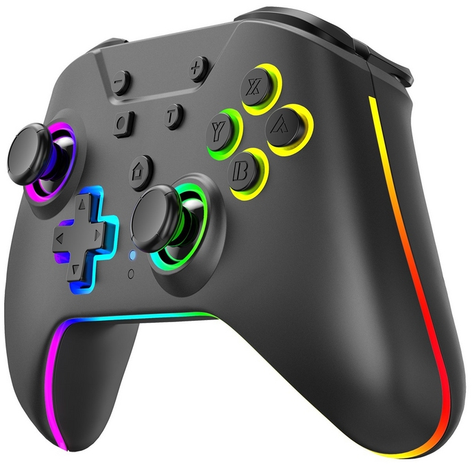 Ein schwarzer Gamecontroller mit farbenfrohen Knöpfen und Lichtumrissen. Zwei Joysticks und mehrere Tasten sichtbar.