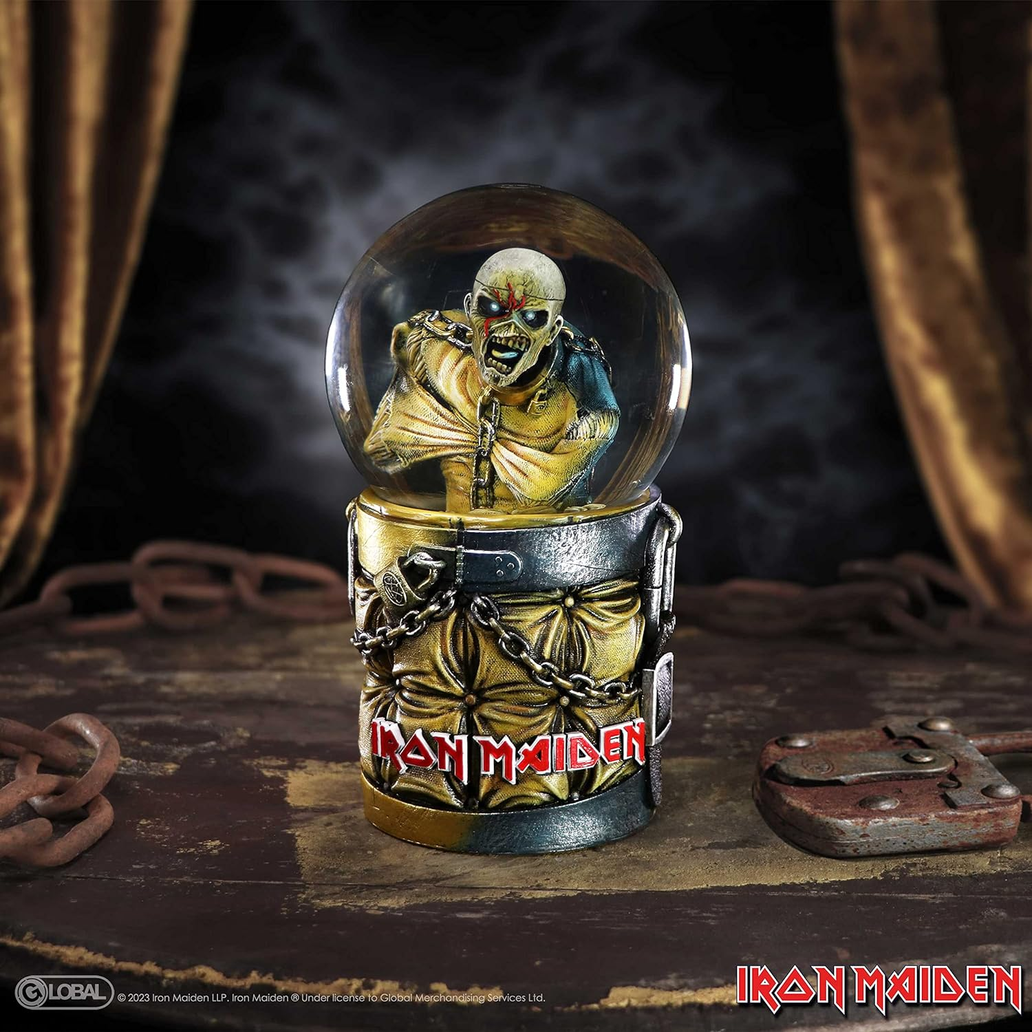 NEMESIS NOW Iron Maiden - Piece of Mind: Eddie (Iron Maiden) Schneekugel