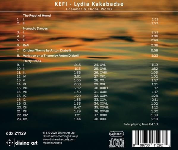 CD-Cover für Kefi von Lydia Kakabadse, mit Titelliste und Albumdetails. Landschaftlicher Hintergrund.
