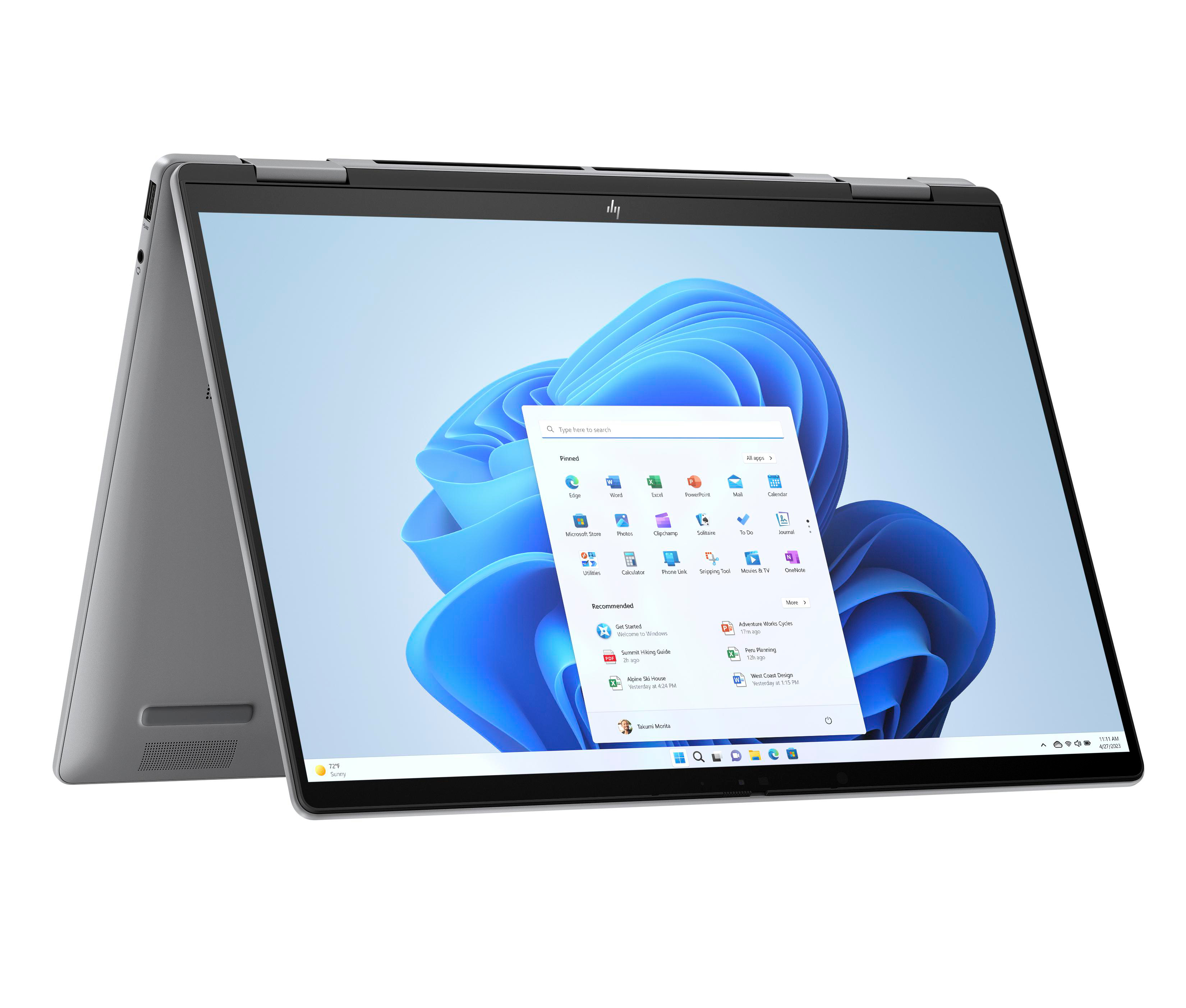 Ein grauer Laptop mit geöffnetem Windows-Bildschirm. Der Bildschirm ist geneigt. Der Hintergrund ist weiß.
