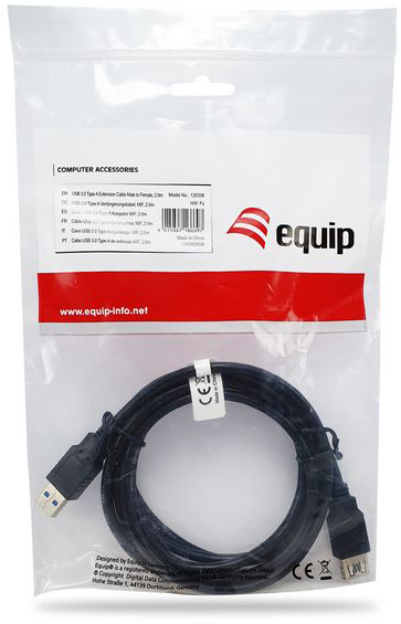 USB 3.0 kábel átlátszó műanyag zacskóban, termék részletekkel.