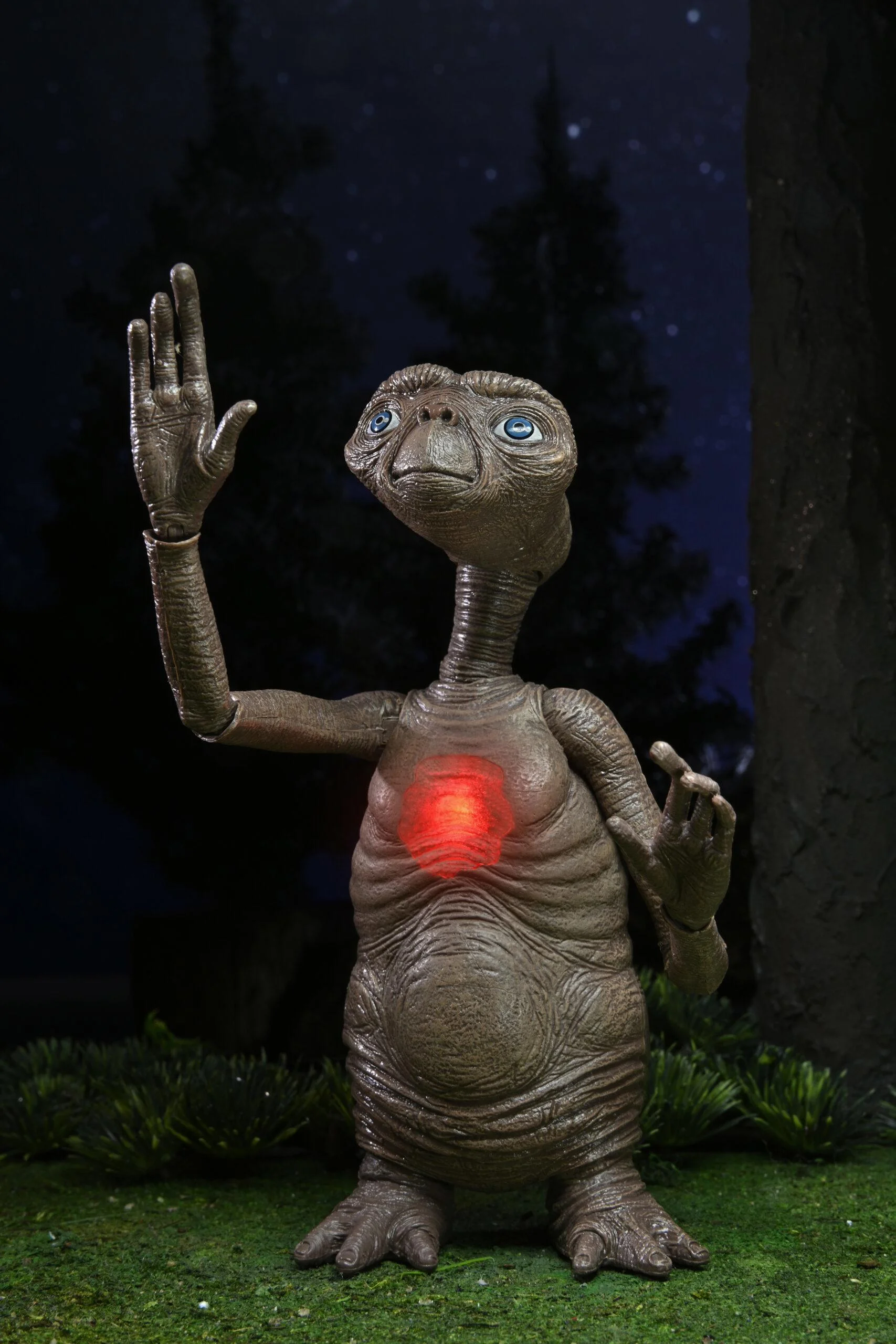 NECA E.T. l'extraterrestre 40e anniversaire - Ultimate Deluxe (E.T. l'extraterrestre) Figurine de jeu