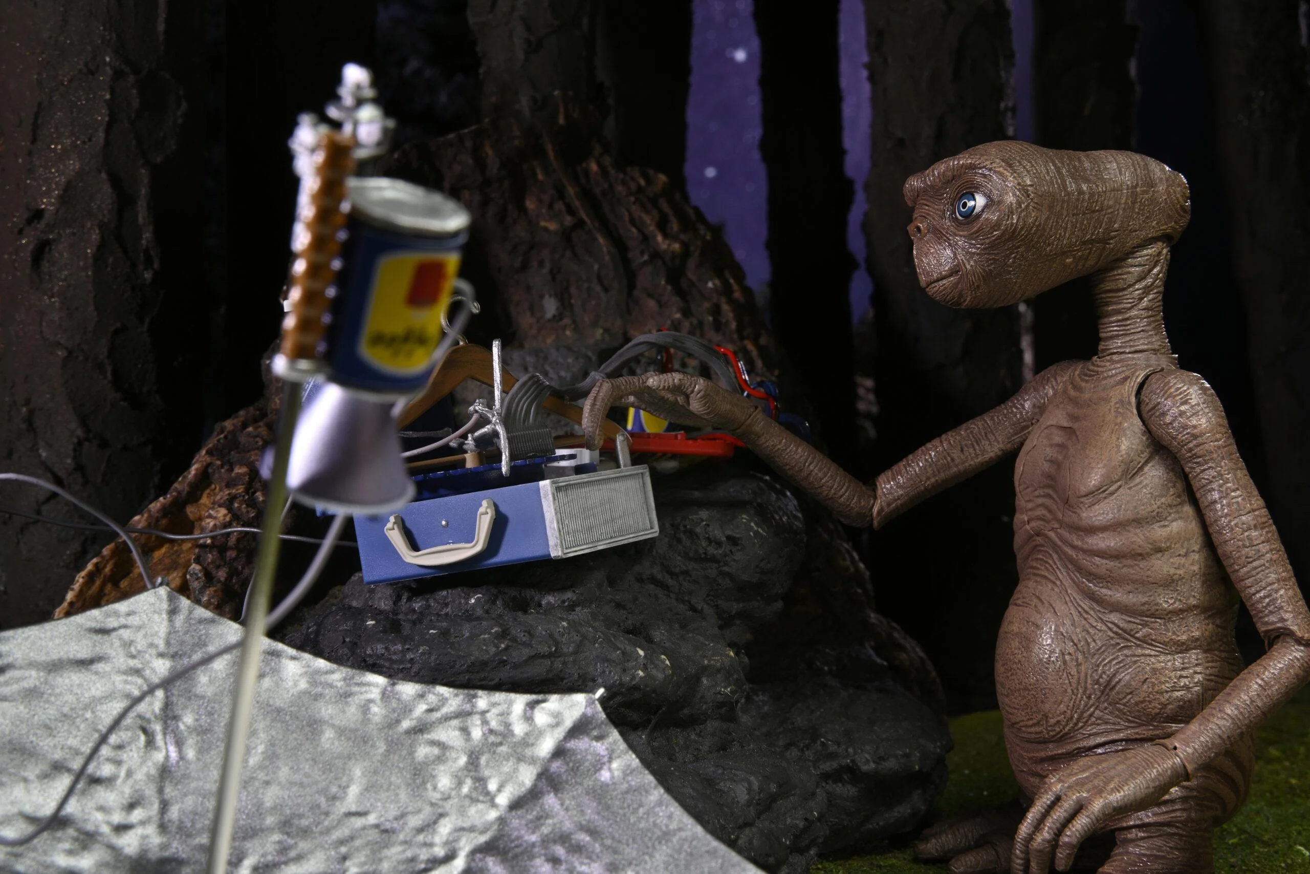 NECA E.T. l'extraterrestre 40e anniversaire - Ultimate Deluxe (E.T. l'extraterrestre) Figurine de jeu