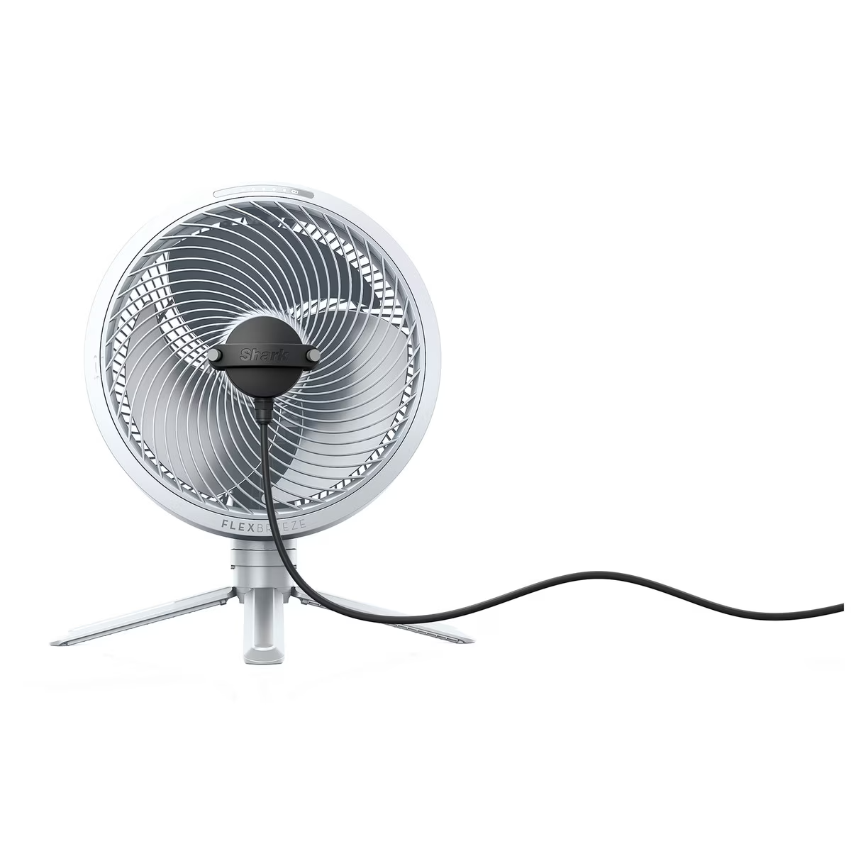 Ventilador blanco sobre una base de trípode blanco. Cable de alimentación negro.