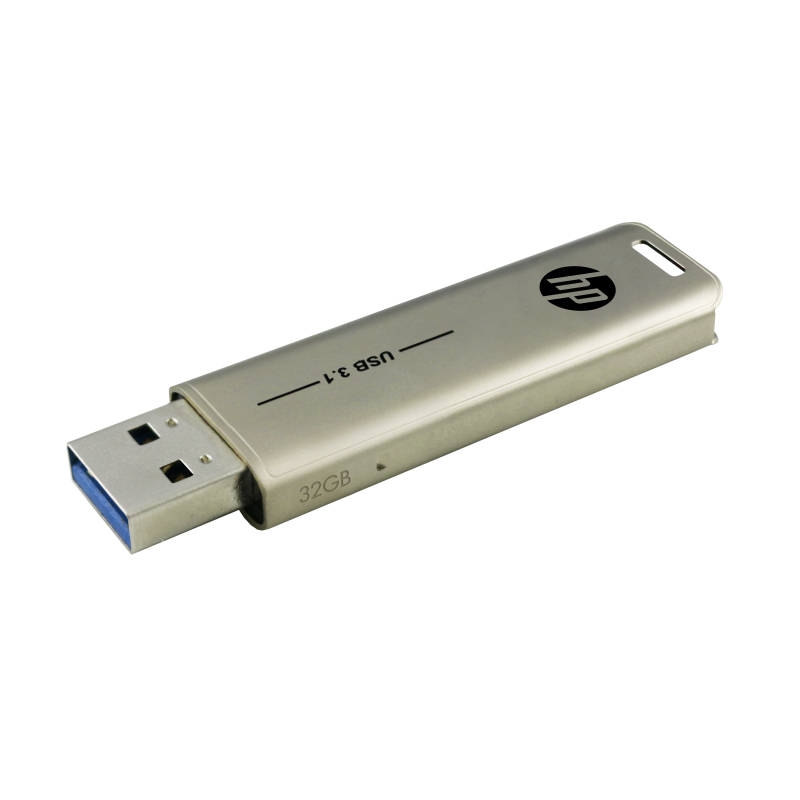 Ein silberner HP USB 3.1-Flash-Laufwerk mit HP-Logo und 32GB-Aufkleber.