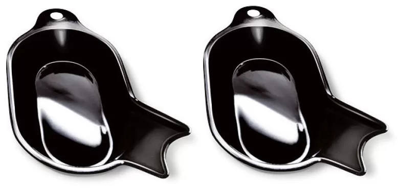 Dwie czarne, medyczne nerki na białym tle.