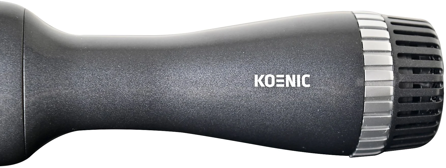 Fekete hajszárító KOENIC felirattal és ventilátorral.