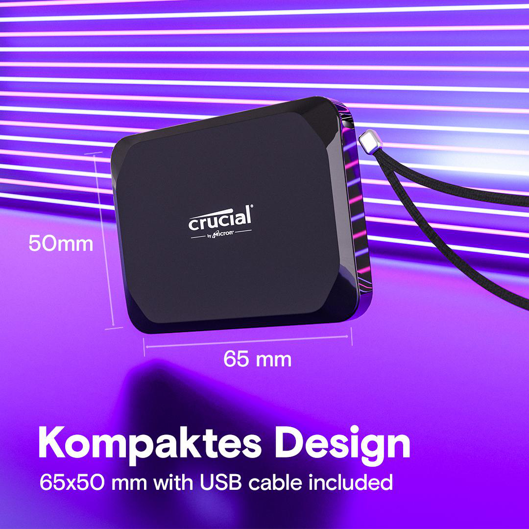 Schwarze Crucial externe SSD, mit Abmessungen und Text Kompaktes Design.