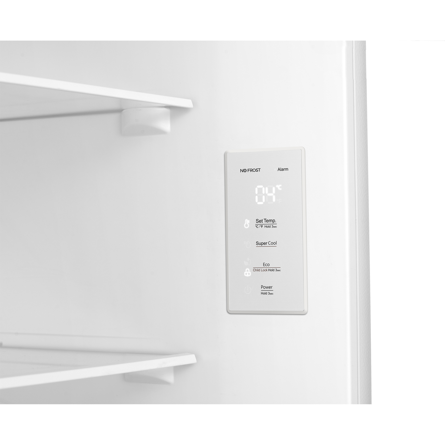 Close-up van het interieur van de koelkast met display. Toont temperatuur, ingestelde temp en andere opties.