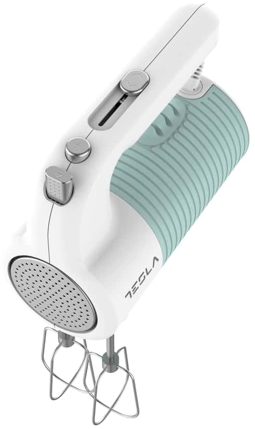 Fehér-türkiz kézi mixer. Tesla logó látható. Habverők alul.