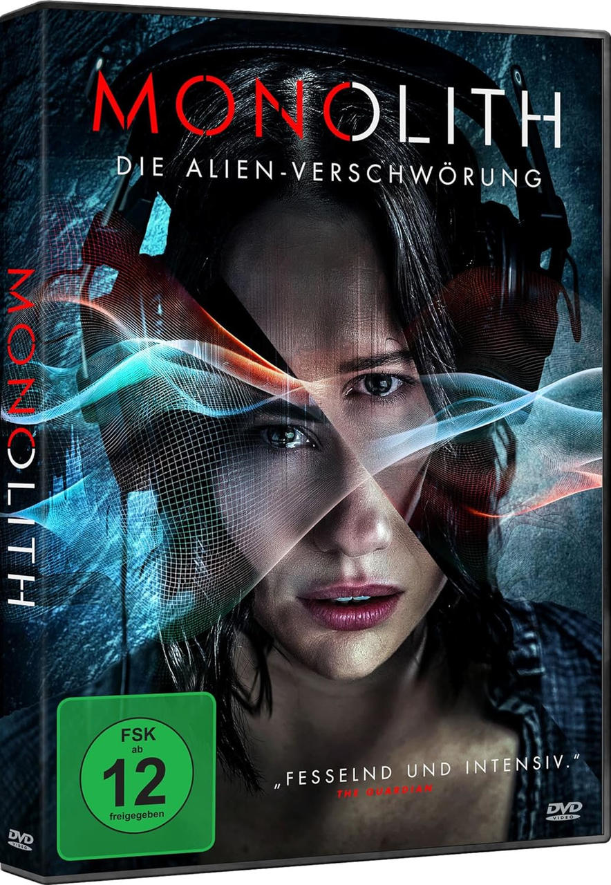 DVD-Cover für den Film 'Monolith'. Frau mit Kopfhörern, Text auf Deutsch. Dunkles Thema.