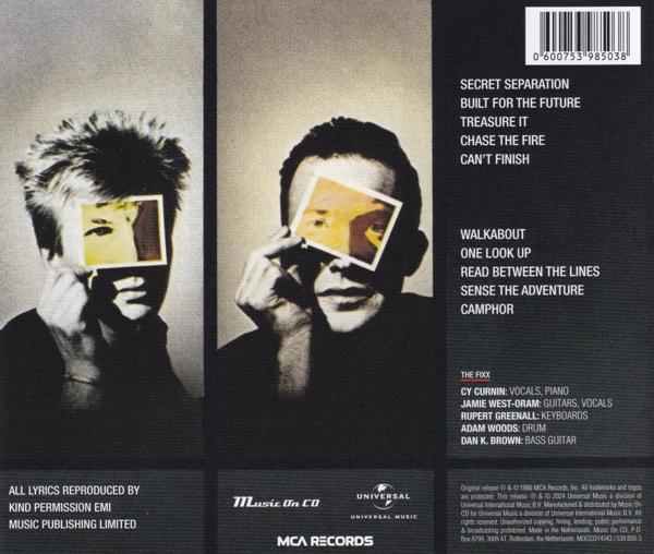 Zwei Männer mit Bildern, die ihre Augen bedecken, Albumcover. Hintergrundtext.