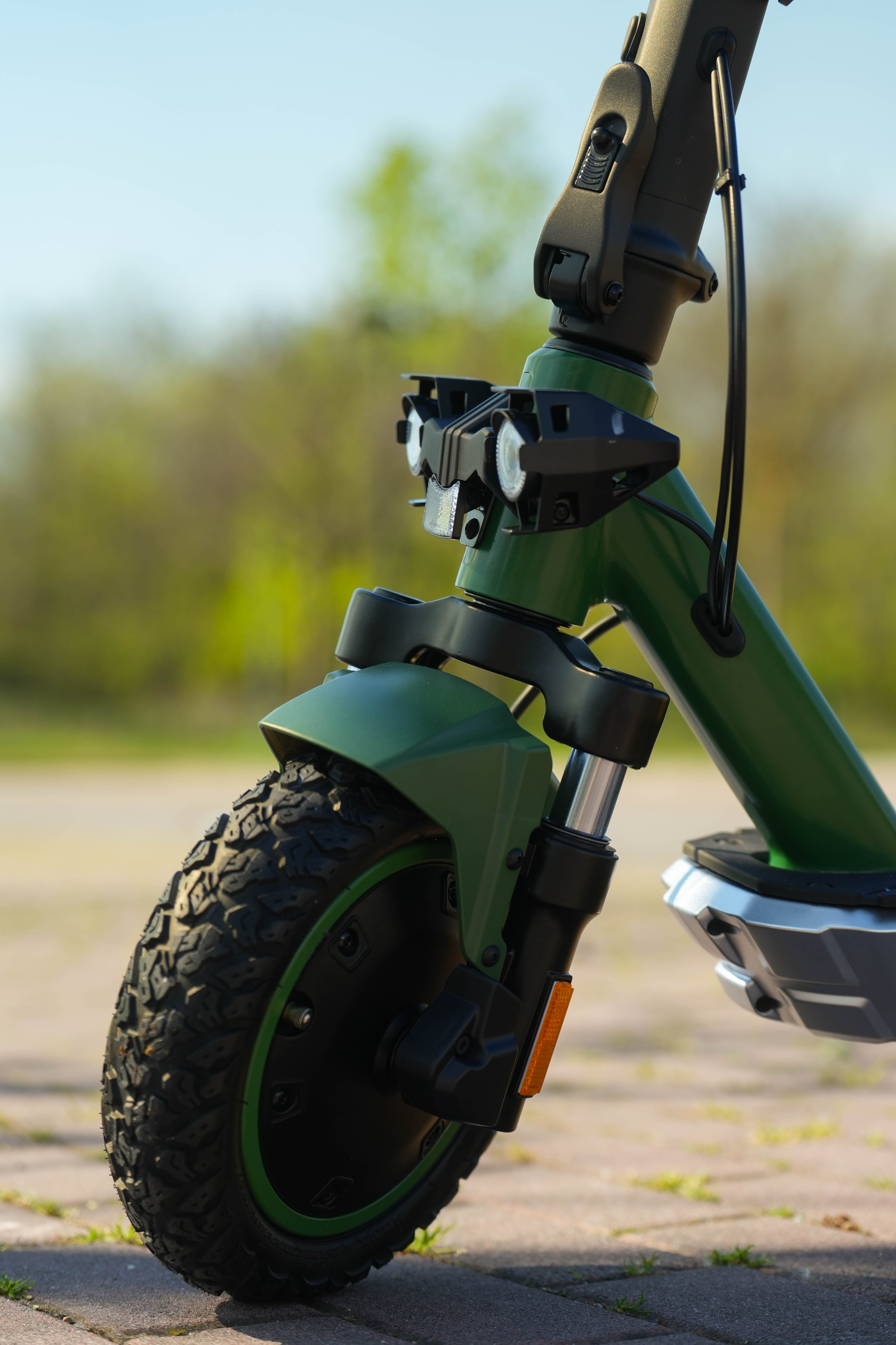 Patinete eléctrico - Jeep Jad Advanced Safety, Potencia máx. 515 W, Carga máx. 100 kg, 10.000 mAh, 25 km/h, Verde