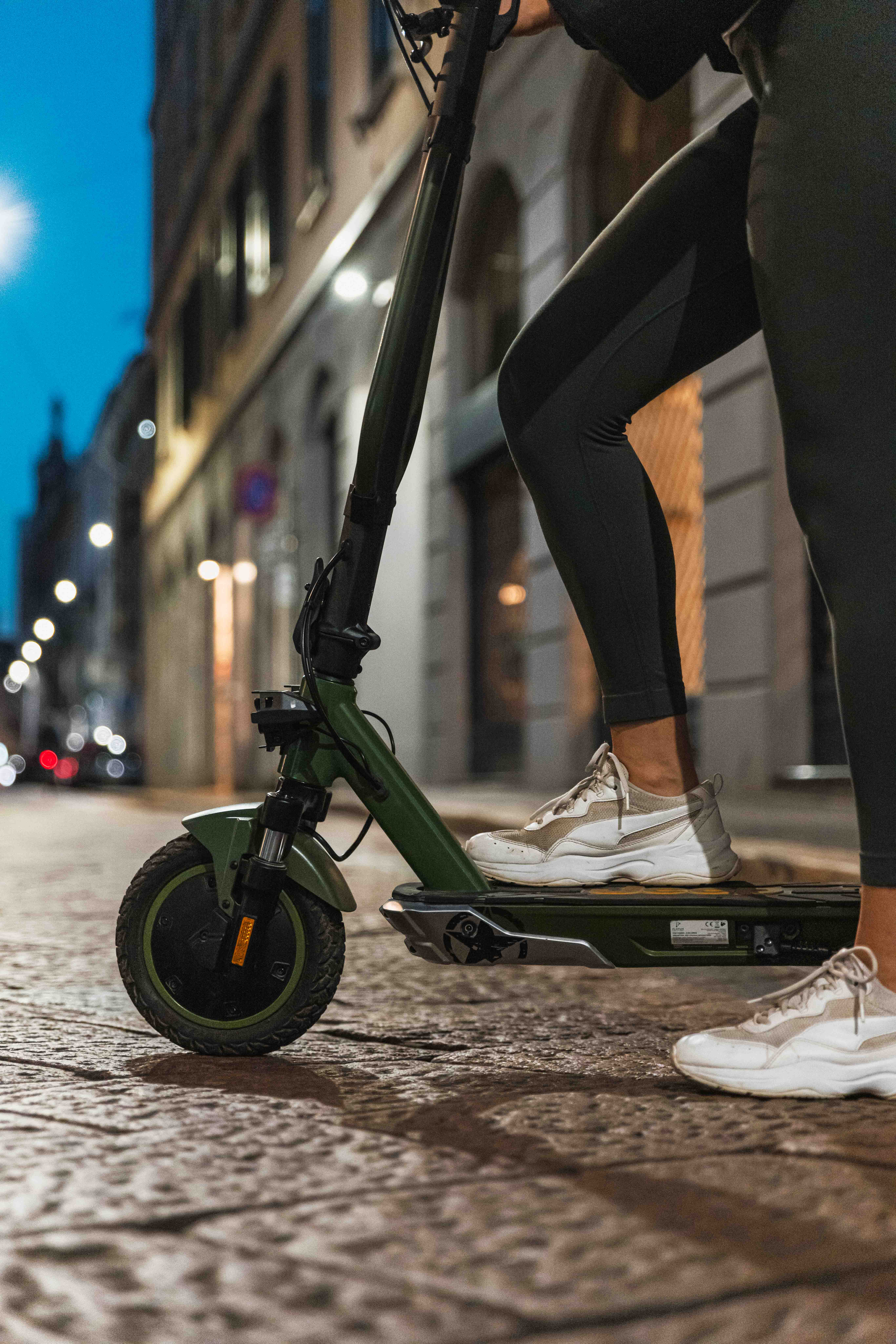 Patinete eléctrico - Jeep Jad Advanced Safety, Potencia máx. 515 W, Carga máx. 100 kg, 10.000 mAh, 25 km/h, Verde