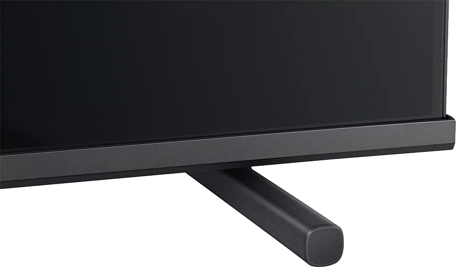 Ein TV-Ständer mit einem flachen schwarzen Sockel. Der Ständer ist abgewinkelt und minimalistisch.