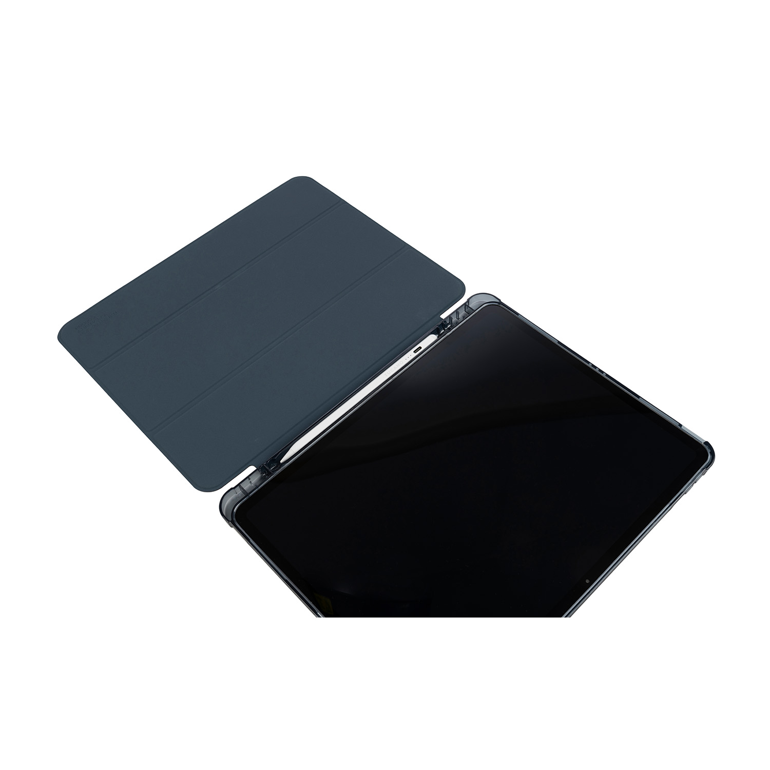 Un tablet aperto con schermo scuro e cover blu.