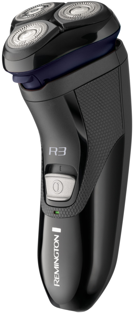Un rasoio elettrico nero Remington R3 con tre testine rotanti e un pulsante di accensione.