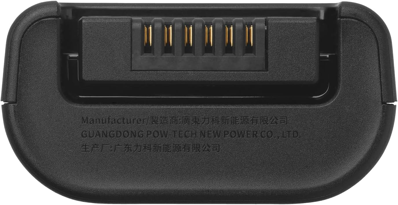 Primer plano de una base de carga negra con texto: GUANGDONG POW-TECH NEW POWER CO., LTD.
