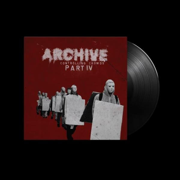 Vinyle avec pochette rouge montrant des figures masquées. Texte 'ARCHIVE' et 'CONTROLLING CROWDS'.