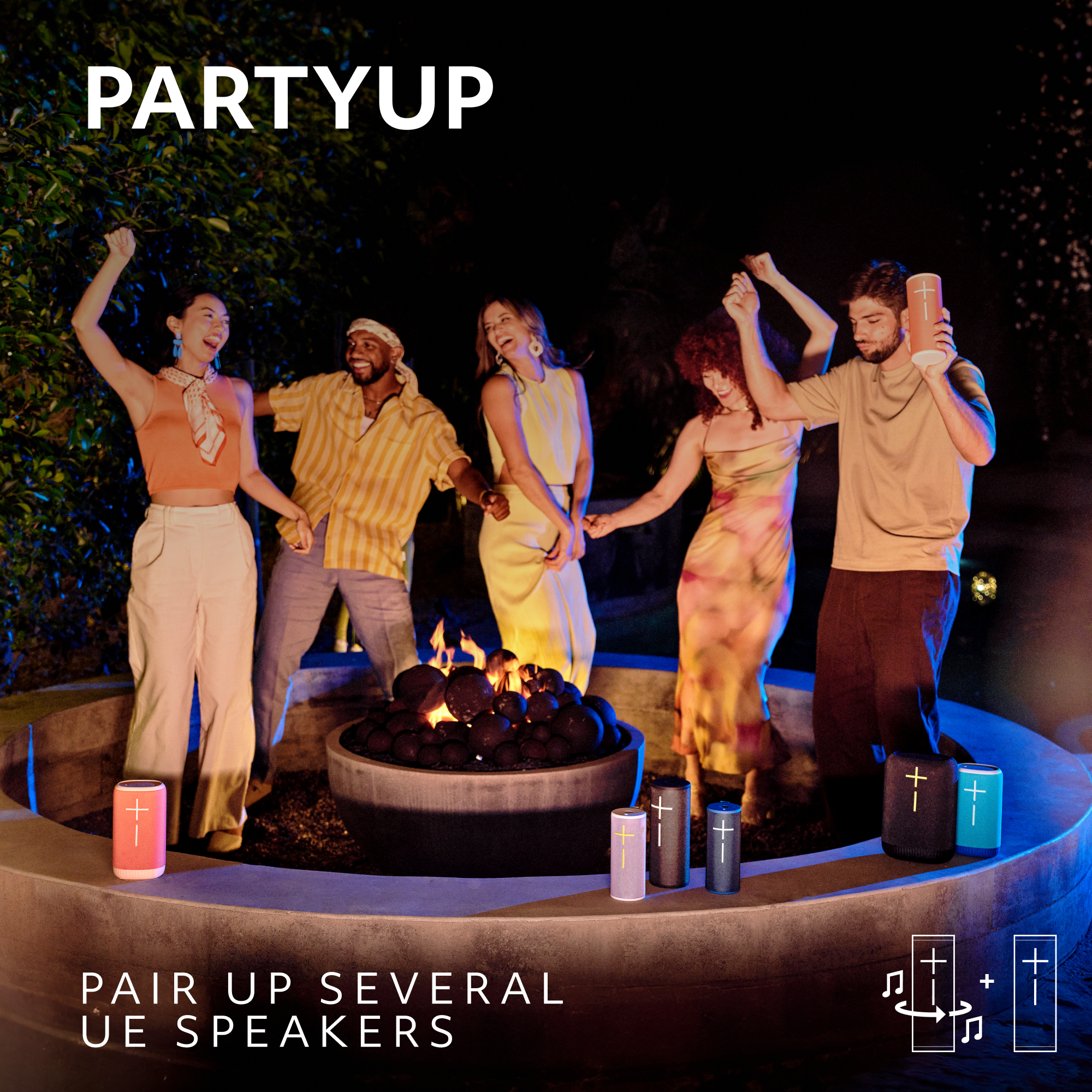 Groupe de personnes dansant autour d'un foyer. Haut-parleurs au sol. Texte : 'Party Up' et 'Pair Up'.