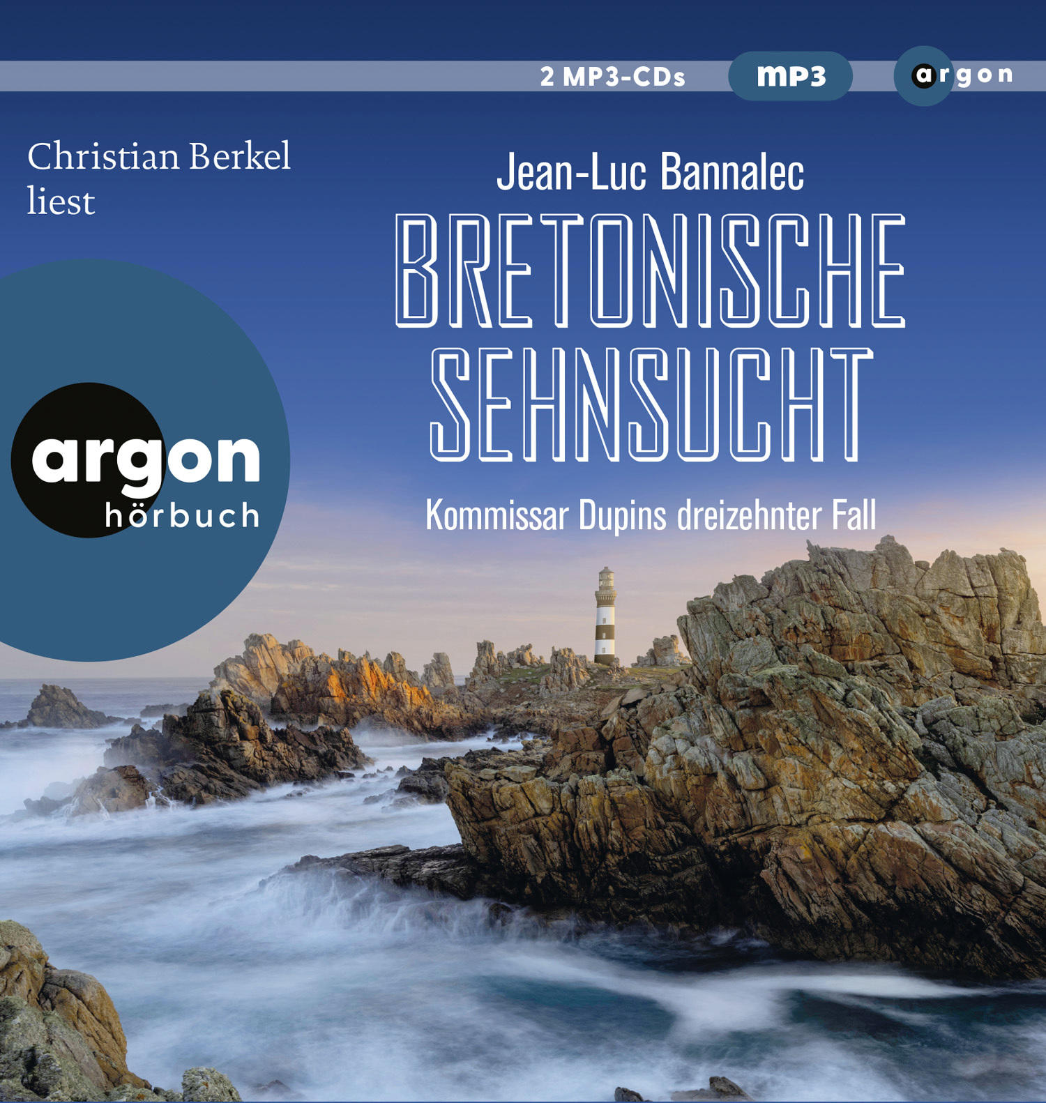 Buchcover: Bretonische Sehnsucht von Jean-Luc Bannalec, mit Küstenlandschaft und Leuchtturm.