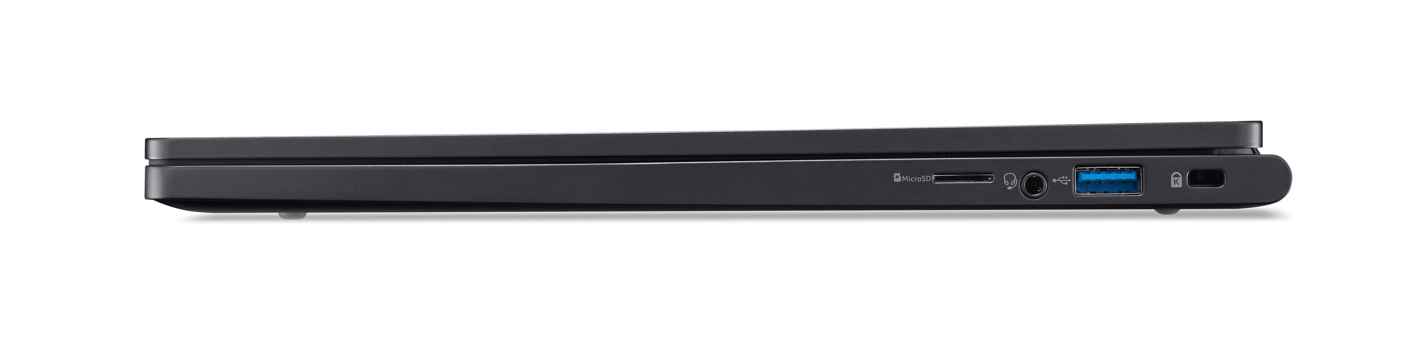 Ein geschlossener schwarzer Laptop, Seitenansicht. Es hat mehrere Anschlüsse, darunter USB und Kopfhöreranschluss.