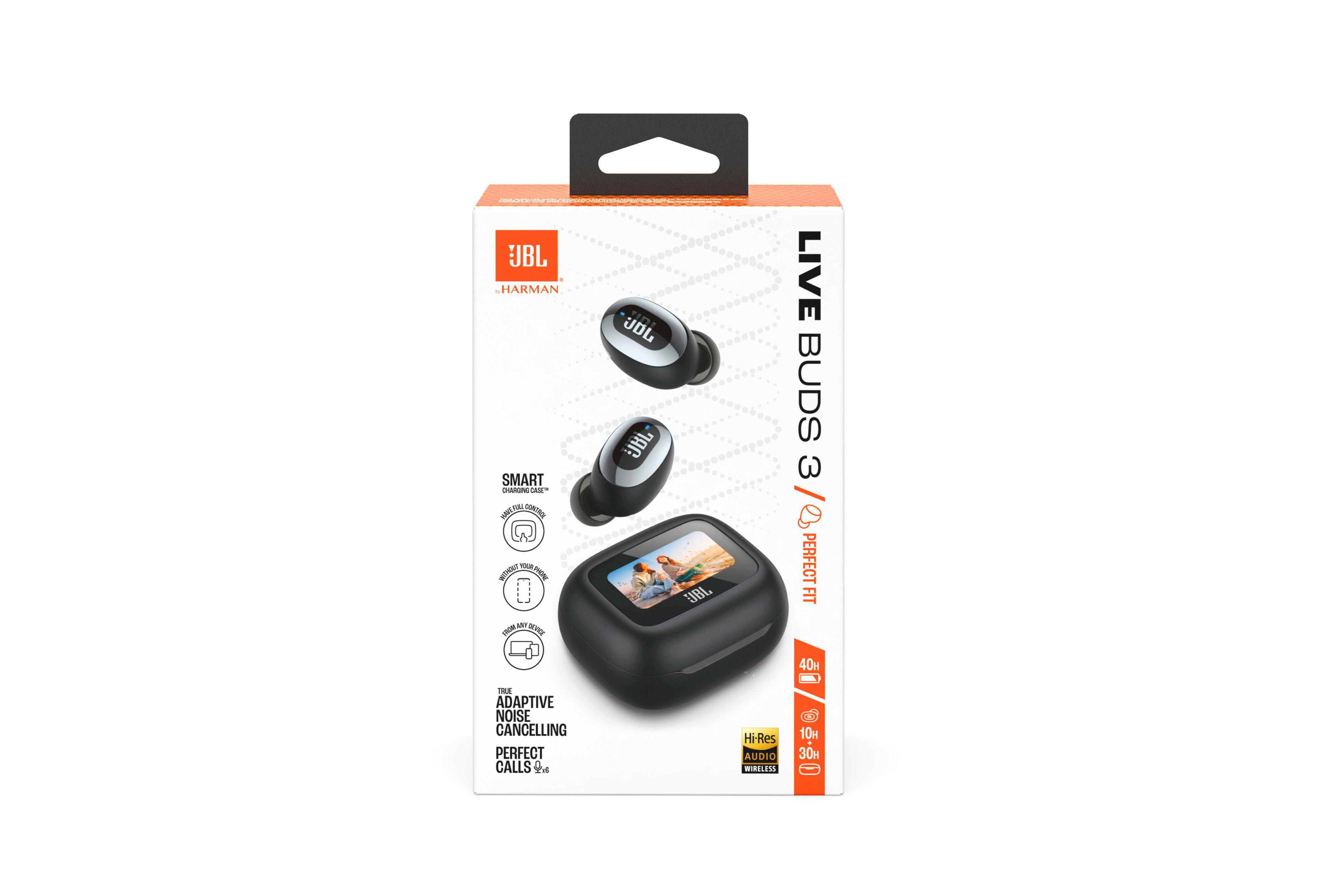 Eine JBL Live Buds 3 Box mit Ohrhörern und Ladecase. Die Box zeigt einen Bildschirm mit Person.