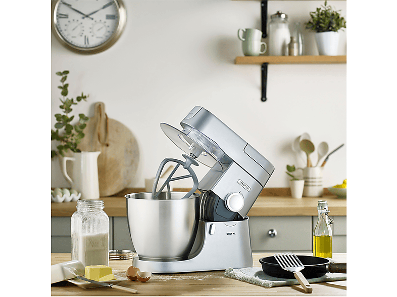 KENWOOD Chef XL KVL4100S mit planetarischem Rührsystem, Impulsstufe, Patisserie-Set, Küchenmaschine Silber (Rührschüsselkapazität: 6,7 l, 1200 Watt)