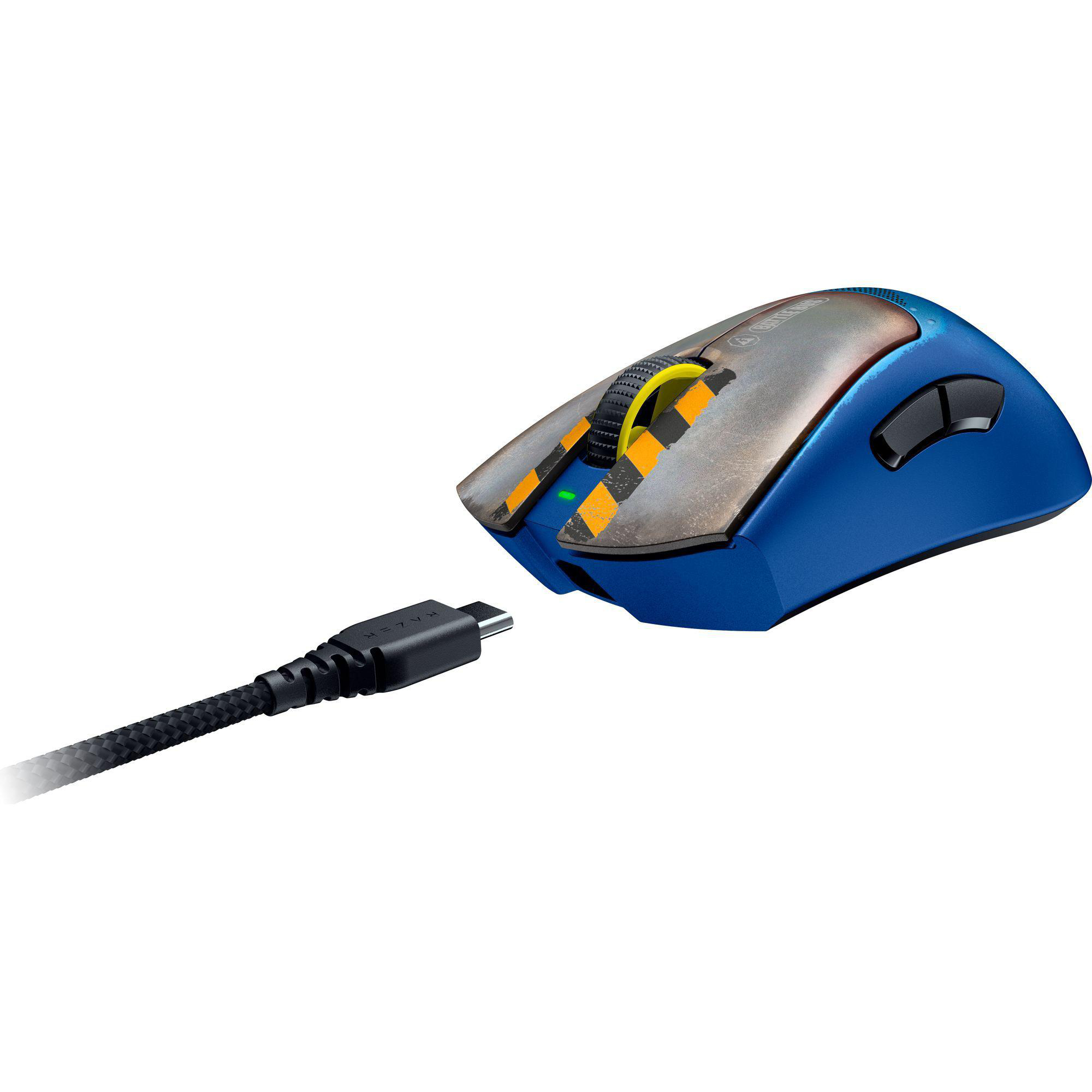 Eine blaue Gaming-Maus mit angeschlossenem Ladekabel, das Razer-Logo ist sichtbar.