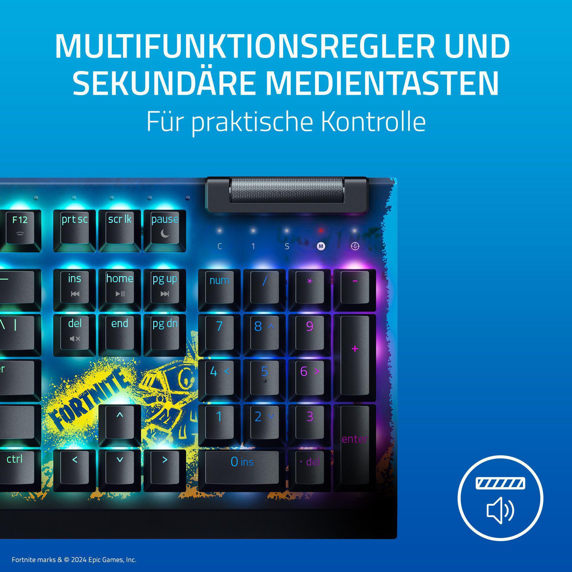 Nahaufnahme einer schwarzen Tastatur mit bunten Tasten und Fortnite-Branding. Blauer Hintergrund und Lautsprechersymbol.