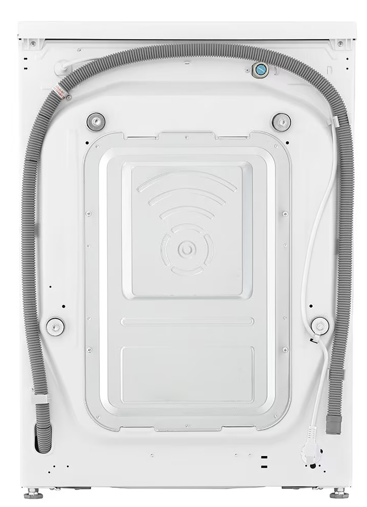 Tył białej pralki. Podłączony jest szary wąż i przewód zasilający. Metalowy panel tylny.