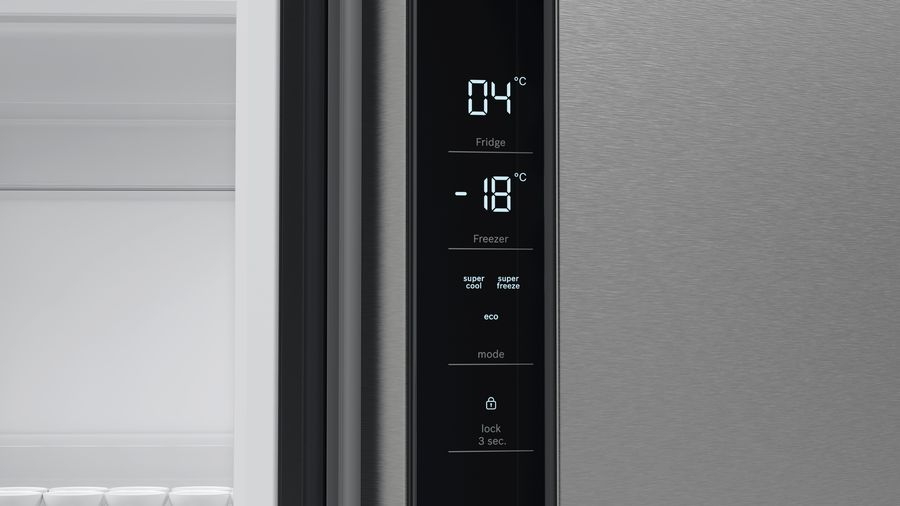 Panel de control del frigorífico. Muestra la configuración de temperatura para nevera y congelador.
