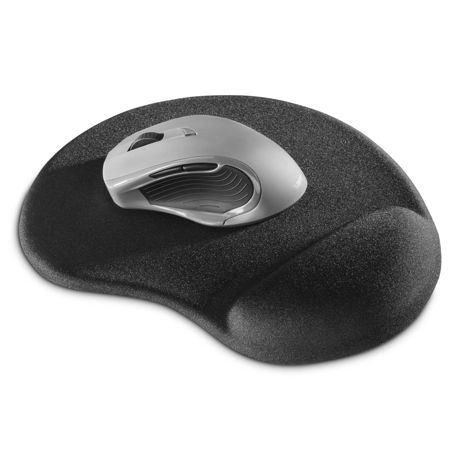 Een zwarte muis rust op een zwart ergonomisch muismatje met een polssteun.