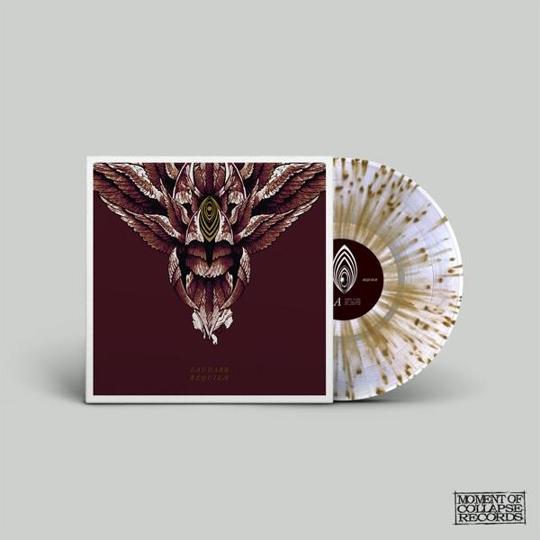 Vinylplatte mit Albumcover. Das Cover ist weinrot mit einem mottenartigen Bild. Die Scheibe ist weiß mit Goldpunkten.