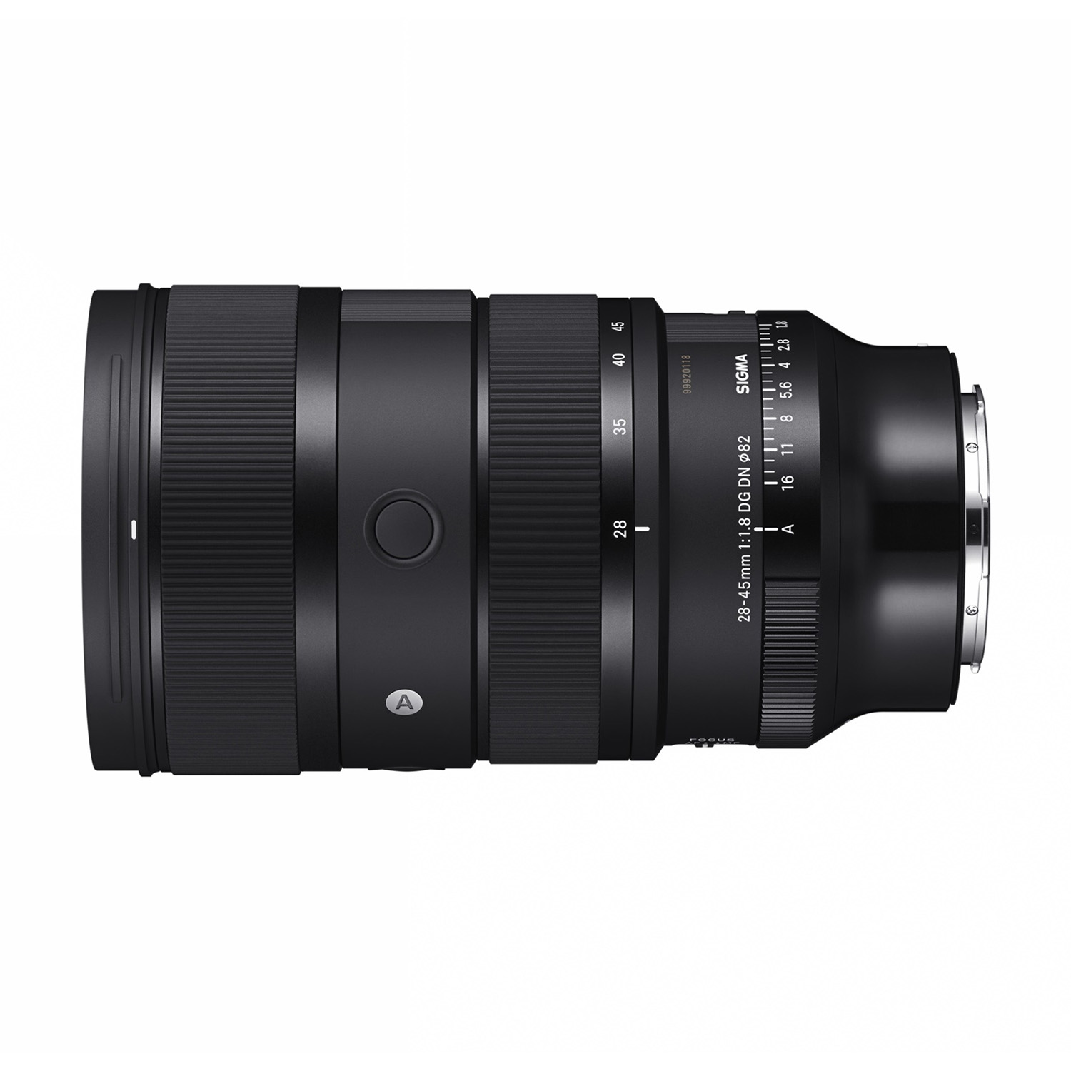 Un obiettivo nero per fotocamera con indicazioni di scala e marchio su sfondo bianco.