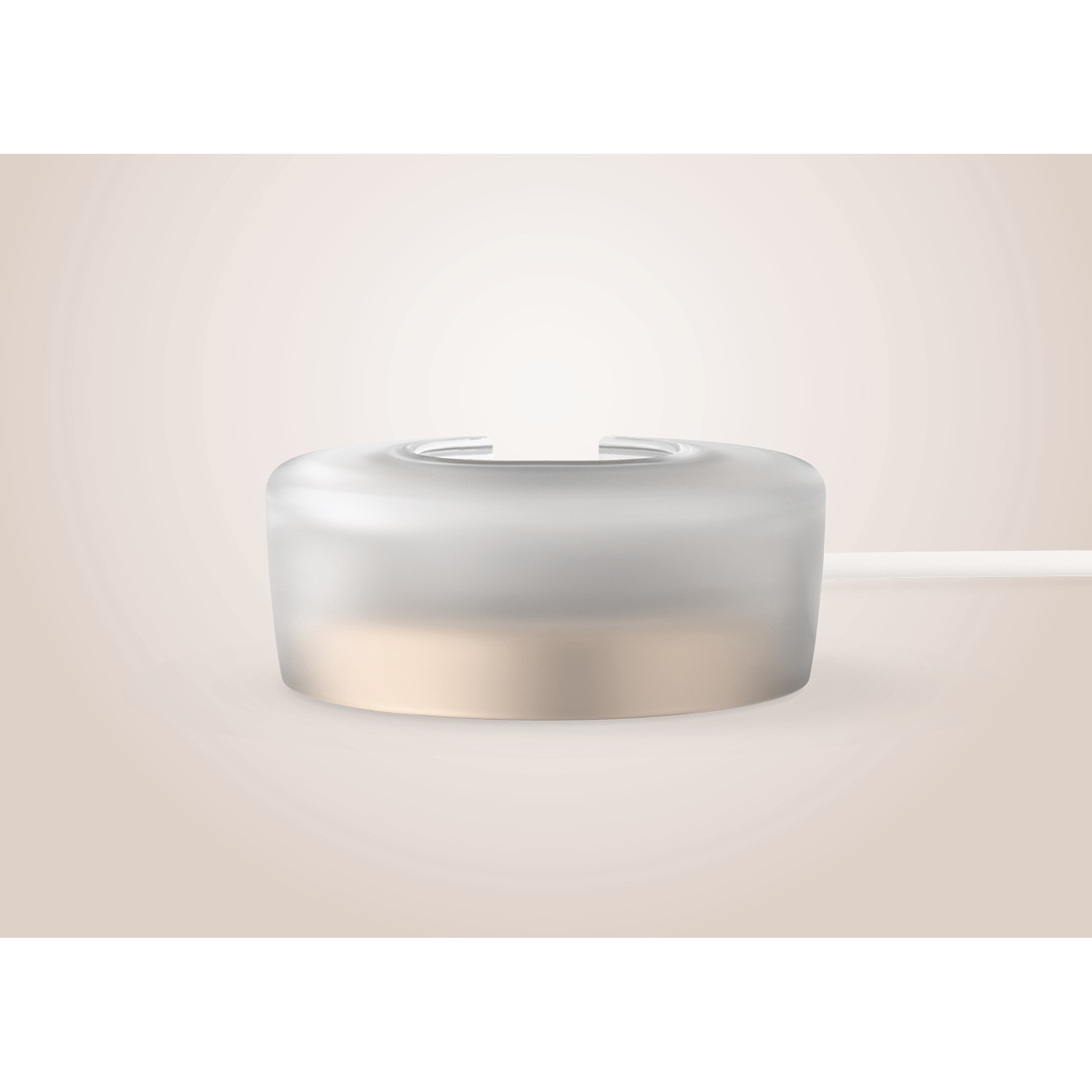 Stacja ładująca z jasnobeżową podstawą i białym wierzchem. Widoczny biały kabel.