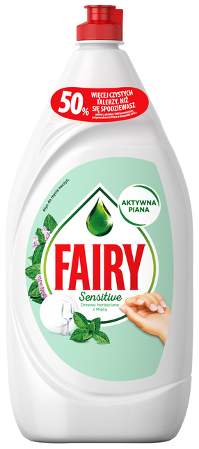 Butelka płynu do mycia naczyń Fairy Sensitive, ilustracja mięty i dłoni, z czerwoną etykietą 50%.