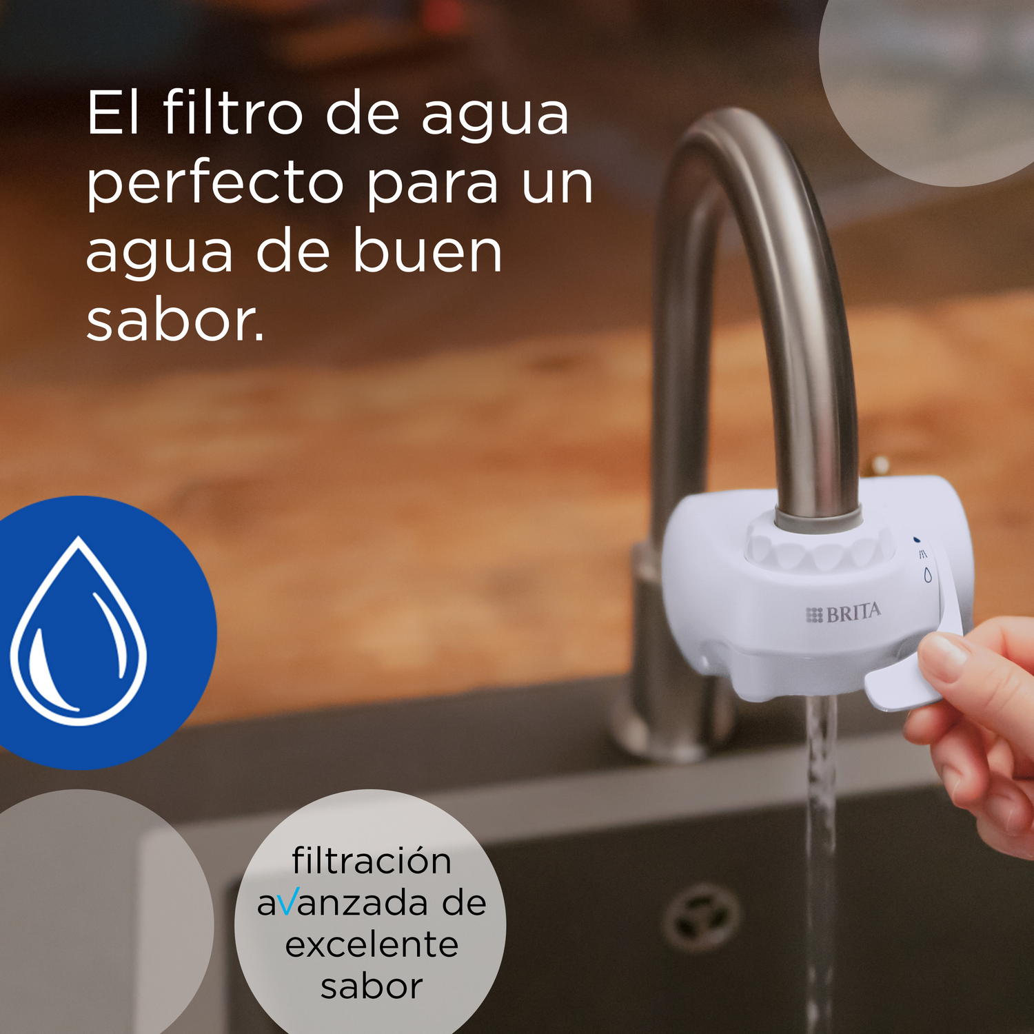 Grifo con filtro de agua y texto sobre agua de buen sabor.