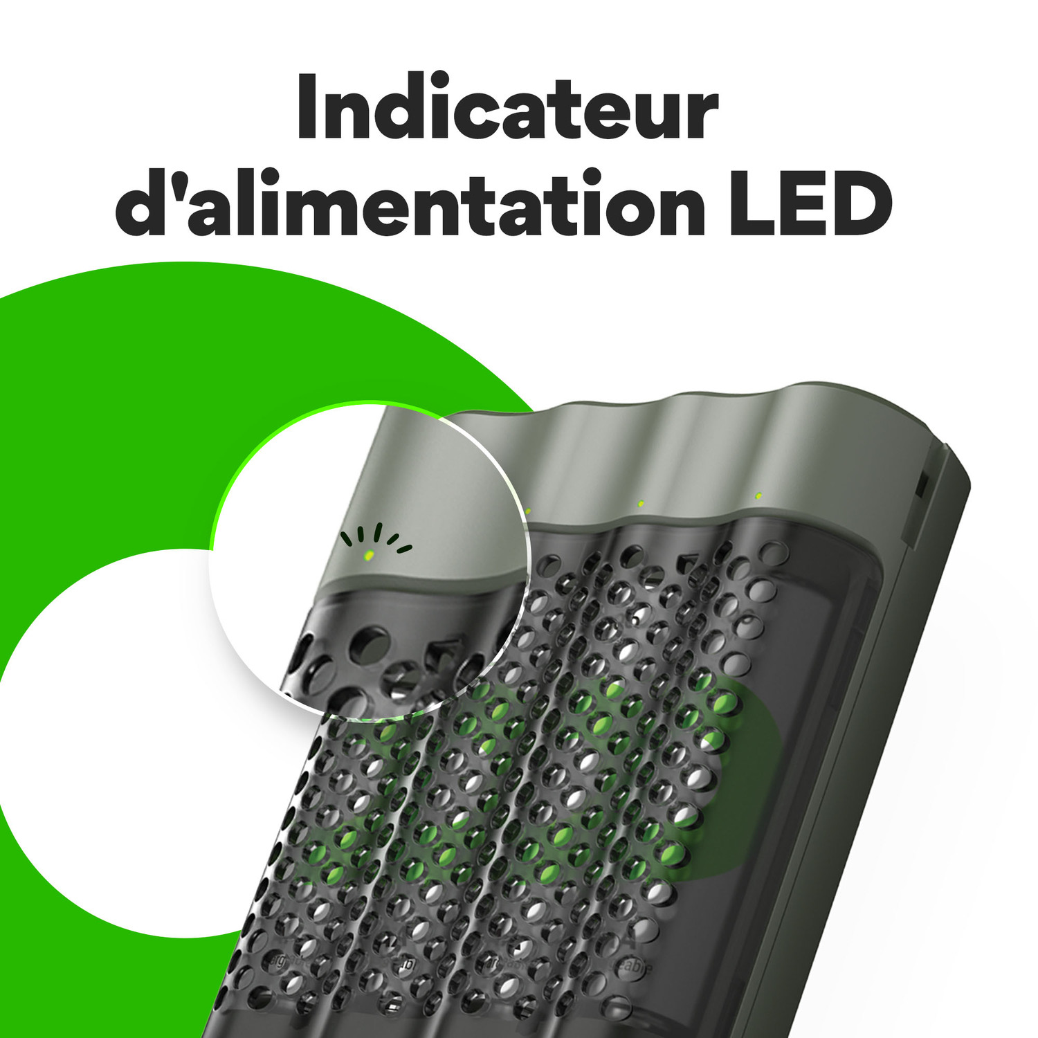 Gros plan d'une station de charge avec des voyants d'alimentation LED et un fond vert.