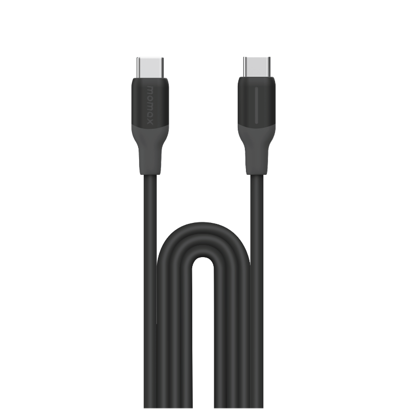 Siyah bir arka plan üzerinde duran, gri konektörlü siyah bir USB-C kablosu.