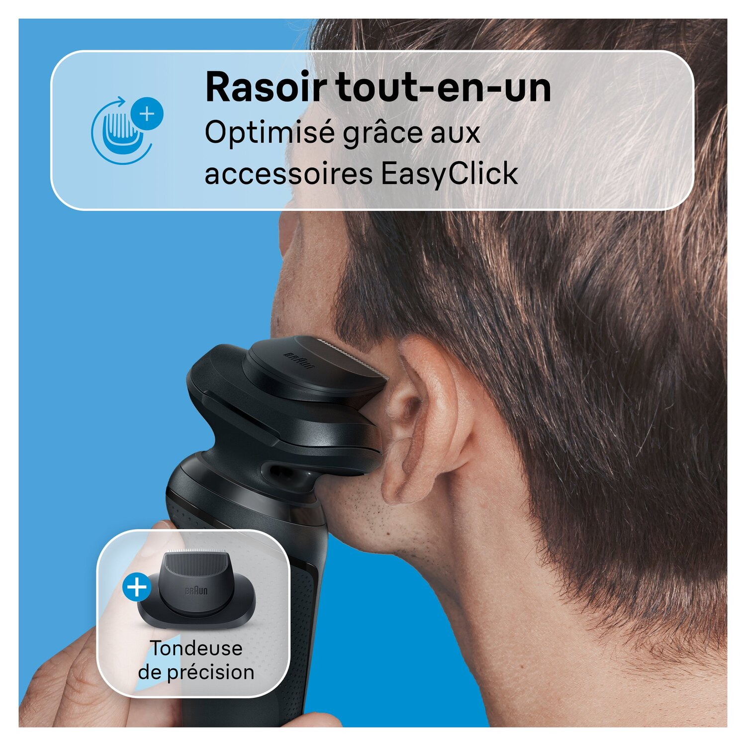 Un homme se rase avec un rasoir électrique noir, montrant la tête de rasage et l'accessoire de tondeuse.