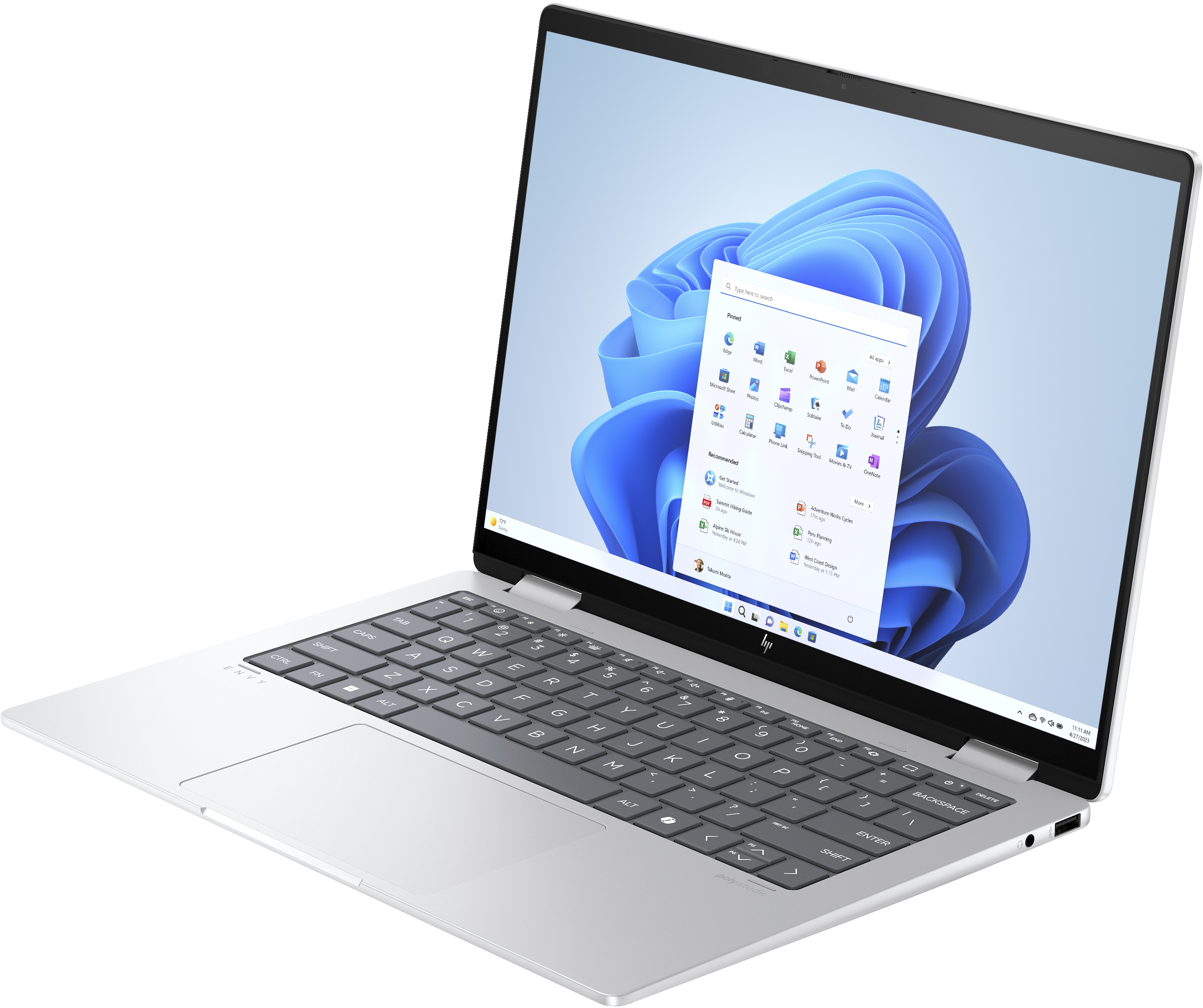 Geöffneter silberner Laptop mit Windows 11 Oberfläche auf dem Bildschirm.