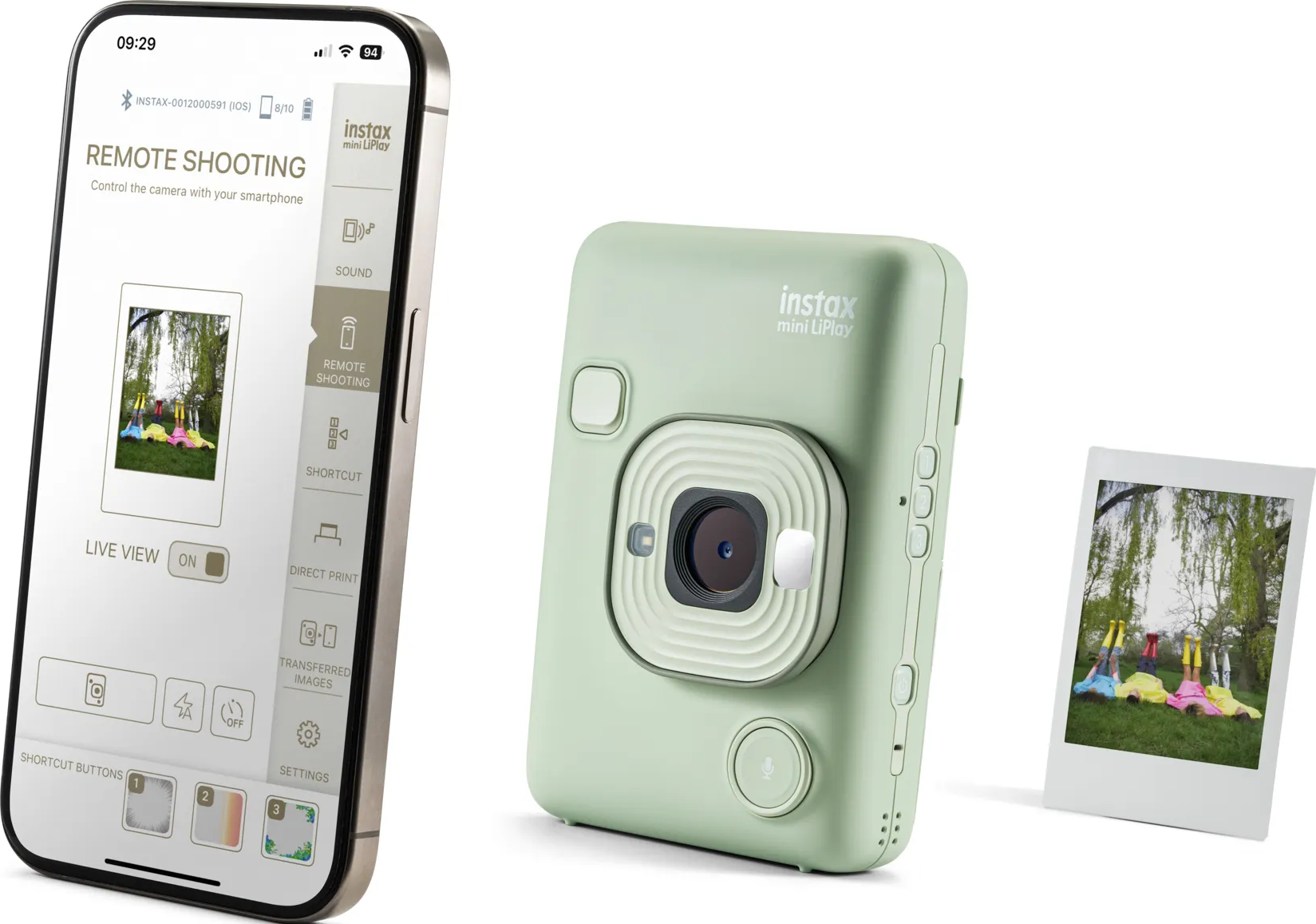Appareil photo Instax Mini LiPlay vert menthe, écran de smartphone et photo sur fond blanc.