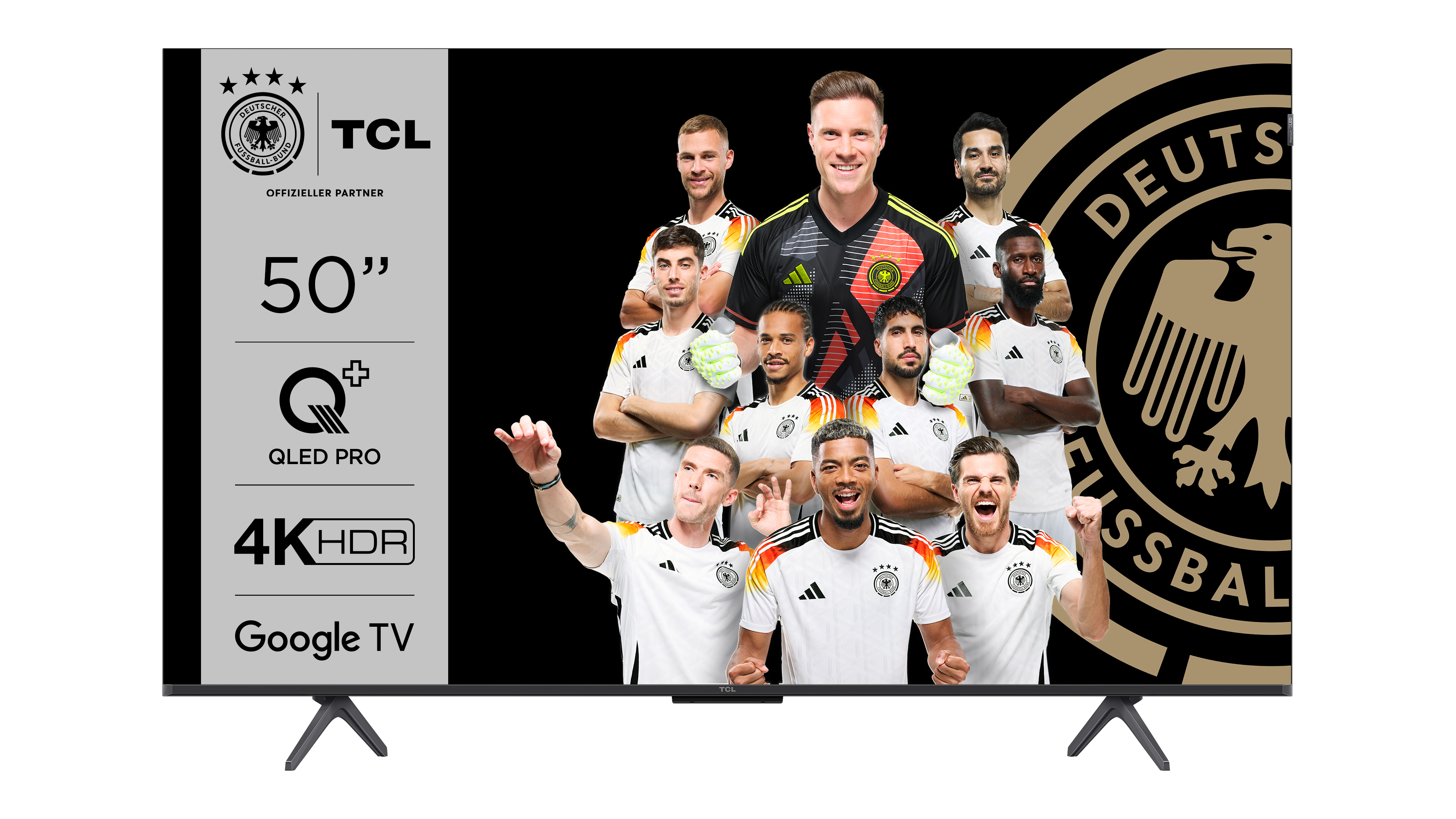 50" TV mit deutschem Fußballteam und Texten/Logos vor schwarzem Hintergrund.