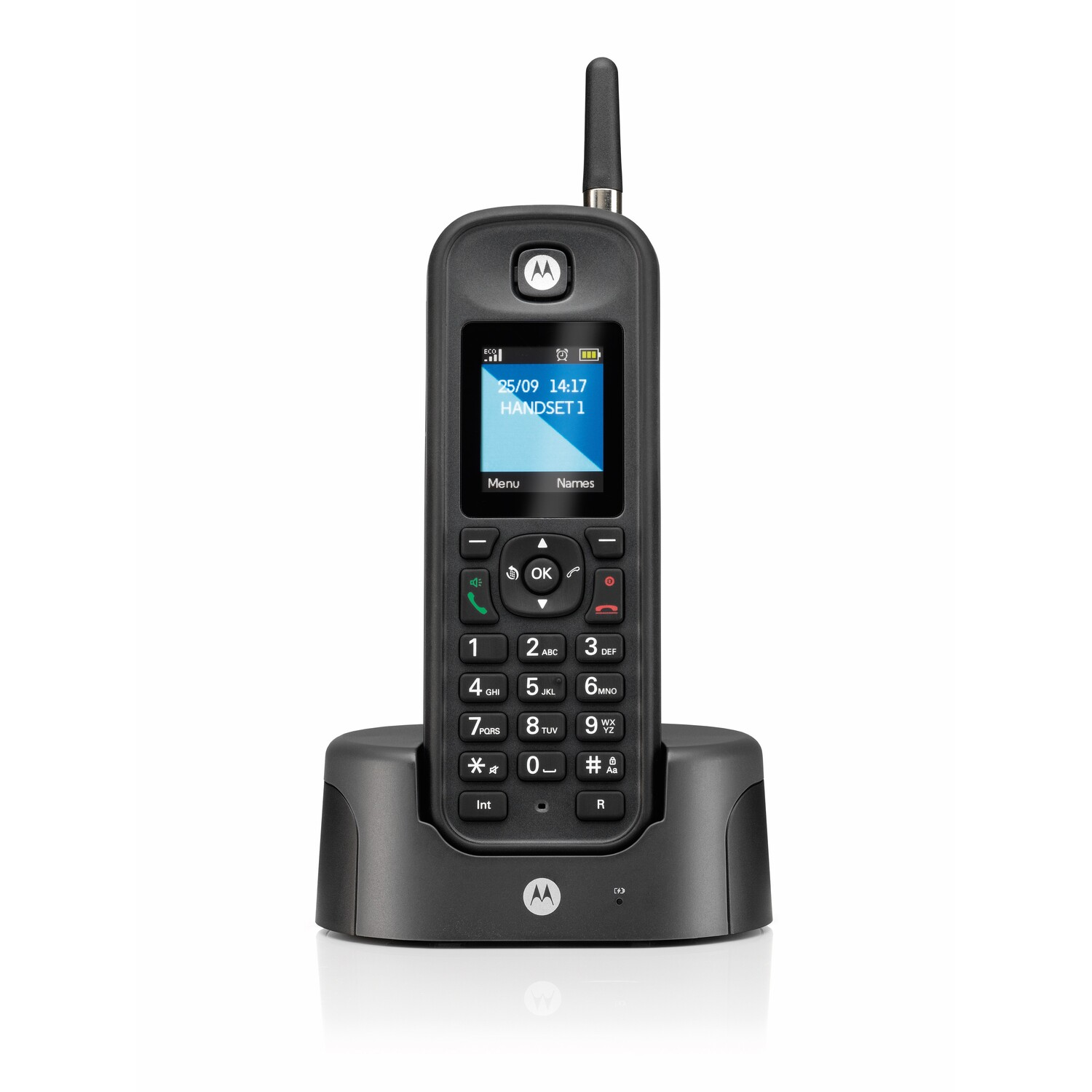 Un téléphone sans fil Motorola noir avec une base noire, sur fond blanc.