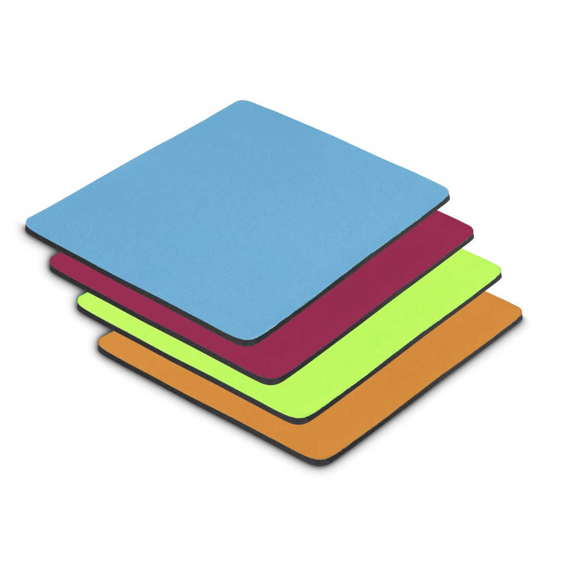 Vier bunte Mousepads gestapelt, blau, rot, grün und orange. Sie sind quadratisch geformt.