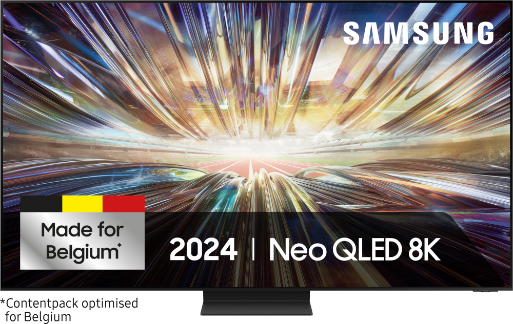 Un grand écran de télévision Samsung avec un affichage de type paysage urbain et du texte pour la Belgique.