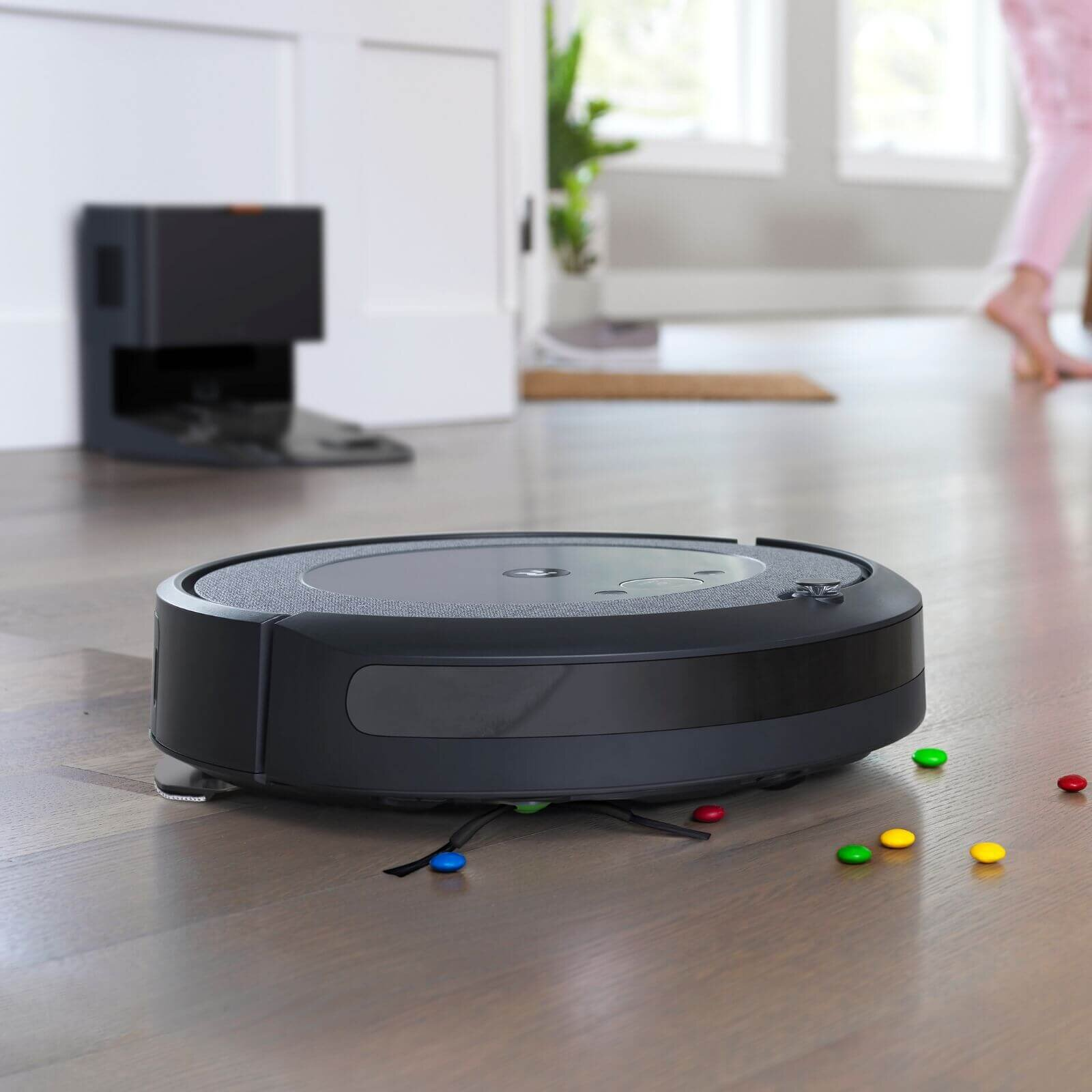 Robot odkurzająco-mopujący iROBOT Roomba Combo i5+ Czarno-szary