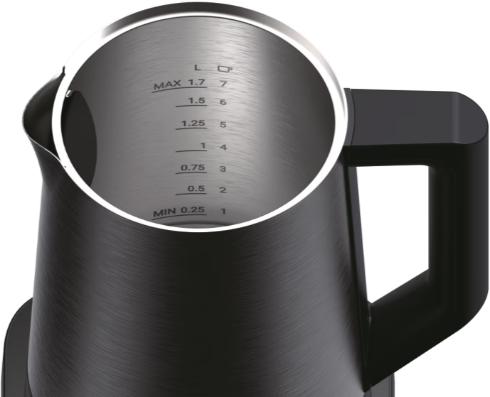 Bouilloire électrique noire avec marques de niveau d'eau, mises en évidence en cercle.